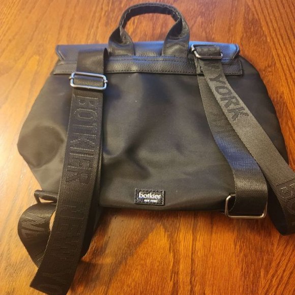 Botkier New York Mini Trigger Backpack Nylon Faux Leather Black Logo Straps - Picture 2 of 2